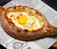 Хачапури по-аджарски