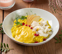 Пшенная каша с эспумой и яблоками