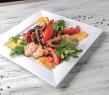 Куриное филе с овощами