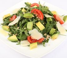 Салат с авокадо