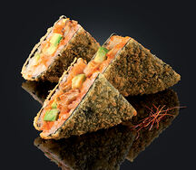 Персона грата