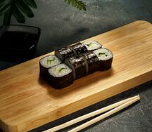 Маки с огурцом