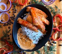 Фаланги краба очищенные в соусе том ям с рисом