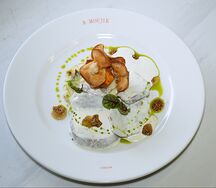 Томленый язык со сливочным хреном