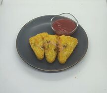 Картофельные хашбрауны с кетчупом