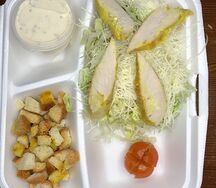 Салат Цезарь с курицей