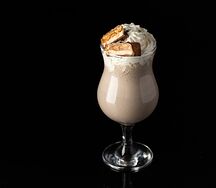 Молочный коктейль Сникерс