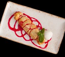 Штрудель с вишней