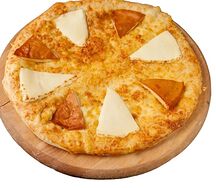 Хачапури по-царски с копченым сыром