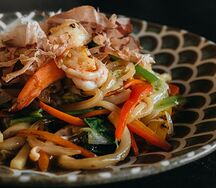 Удон с морепродуктами