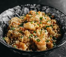 Рис с креветкой жареный