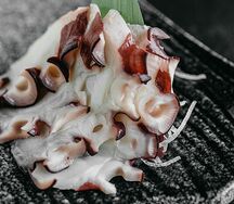 Сашими осьминог