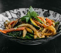 Лапша с овощами