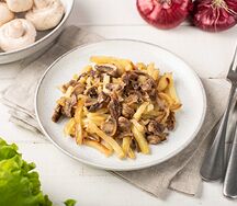 Жареный картофель с языком и грибами