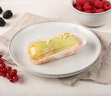 Эклер Фисташковый