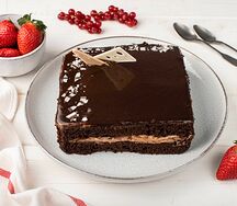 Торт Шоколадно-банановый со сметанным кремом