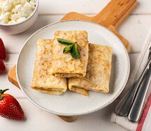 Блинчики с вареным сгущенным молоком