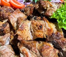 Шашлык из cвинoй шеи