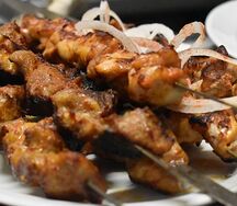 Шашлык из cвинoй шеи