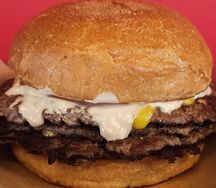 Двойной чизбургер 