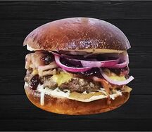 Бургер Брусничный