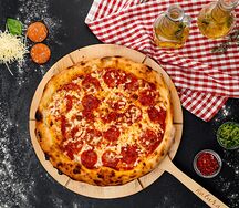 Неаполитанская пицца Пепперони