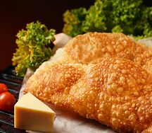 Чебурек с сыром