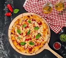 Неаполитанская пицца Маргарита