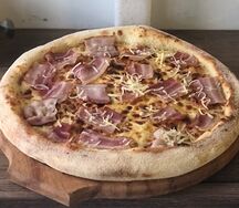 Пицца Бекон-пармезан