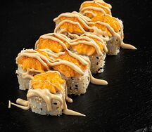 Запеченный ролл с креветкой