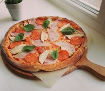 Пицца мясная