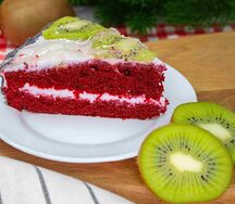 Пирог бисквитный с киви