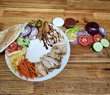 Шаверма на тарелке