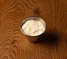 Сметана с чесноком