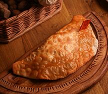 Чебурек с сыром и мятой