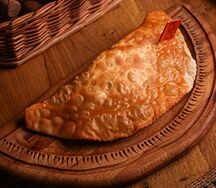 Чебурек с телятиной и свининой