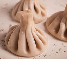 Отварные хинкали с цыпленком