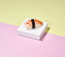 Суши с креветкой