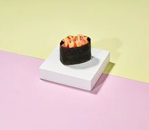 Гункан спайси лосось