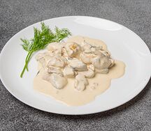 Фрикасе из курицы и шампиньонов