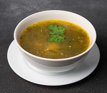 Щи зелёные с курицей