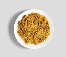 Паста со свининой в кунжутном соусе