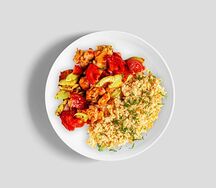 Курица с овощами и булгуром