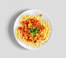 Паста с морепродуктами в томатном соусе