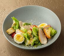 Цезарь с цыплёнком