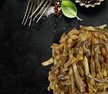 Уши копченые с чесноком
