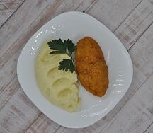 Котлета по Киевски с картофельным пюре Вкусно & Сытно