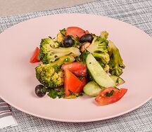 Салат с брокколи