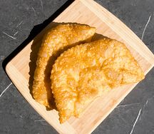 Чебуреки с сыром