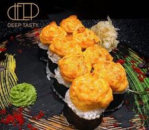 Запеченный ролл с сыром моцарелла